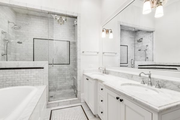 Shower Installation in Venice